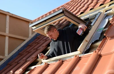 Pose de fenêtres de toit Velux à Cizely
